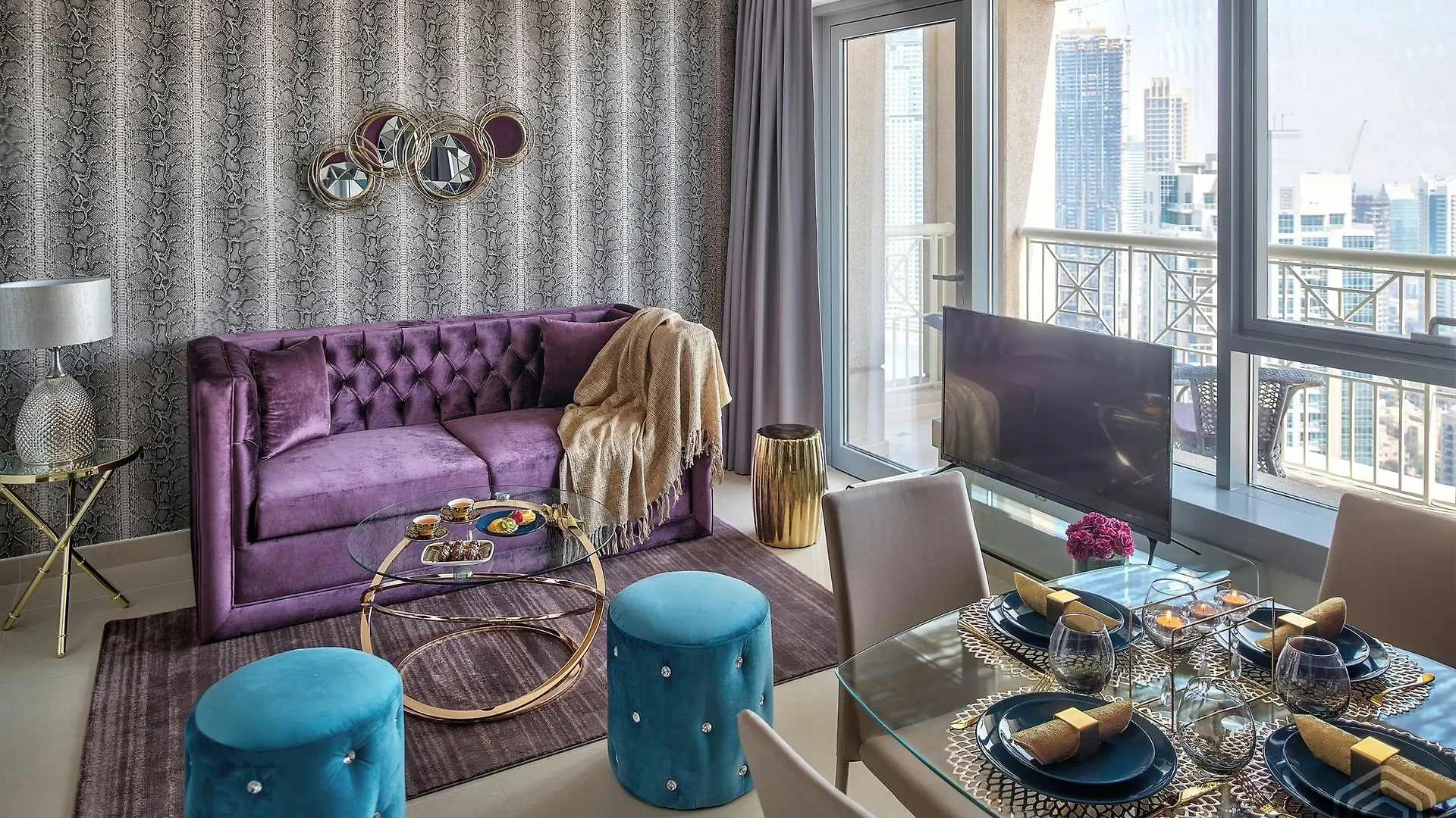 Luxury Staycation - 29 Boulevard Tower Dubai Apartment